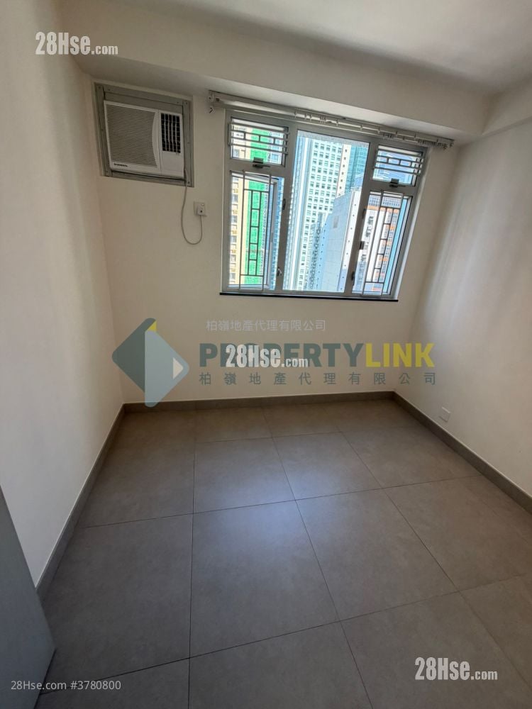 Kelford Mansion Sell 2 Bedrooms , 1 Bathroom 380 ft²