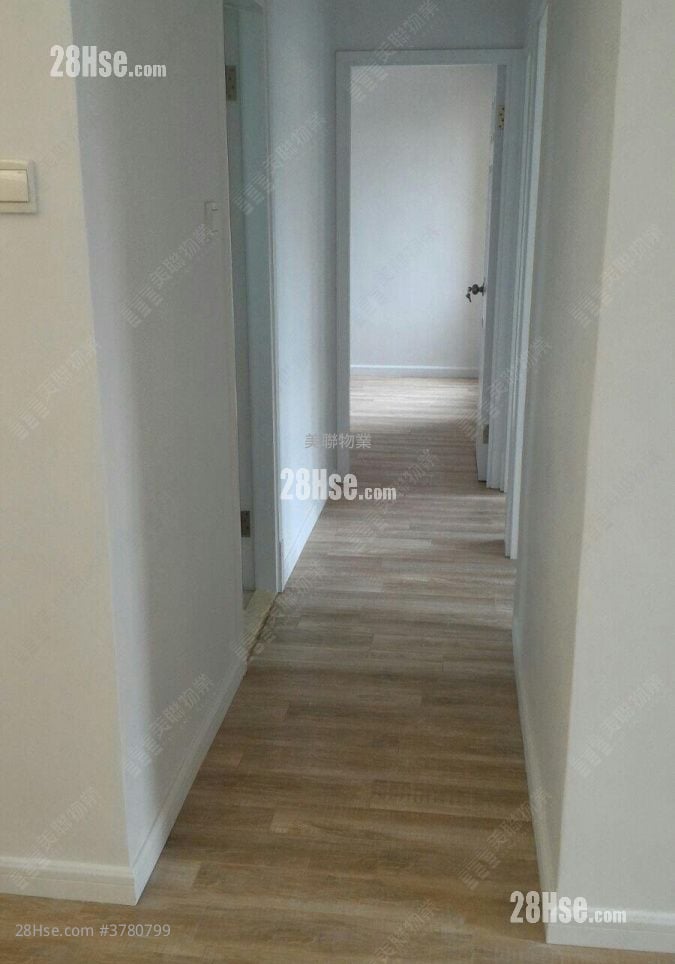 Parc Oasis Sell 3 Bedrooms , 2 Bathrooms 628 ft²