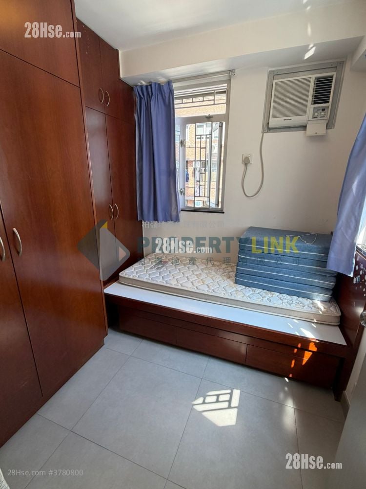 Kelford Mansion Sell 2 Bedrooms , 1 Bathroom 380 ft²