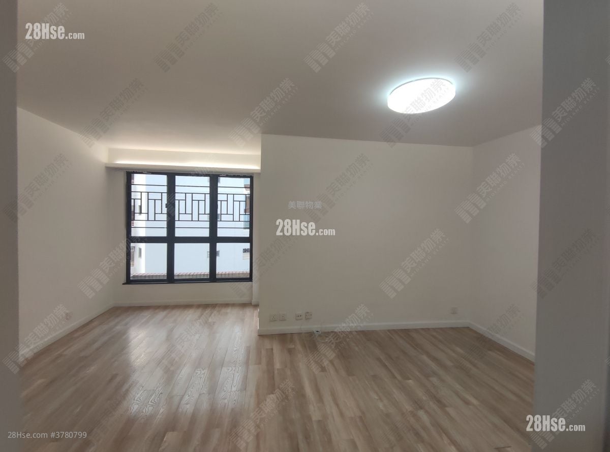 Parc Oasis Sell 3 Bedrooms , 2 Bathrooms 628 ft²