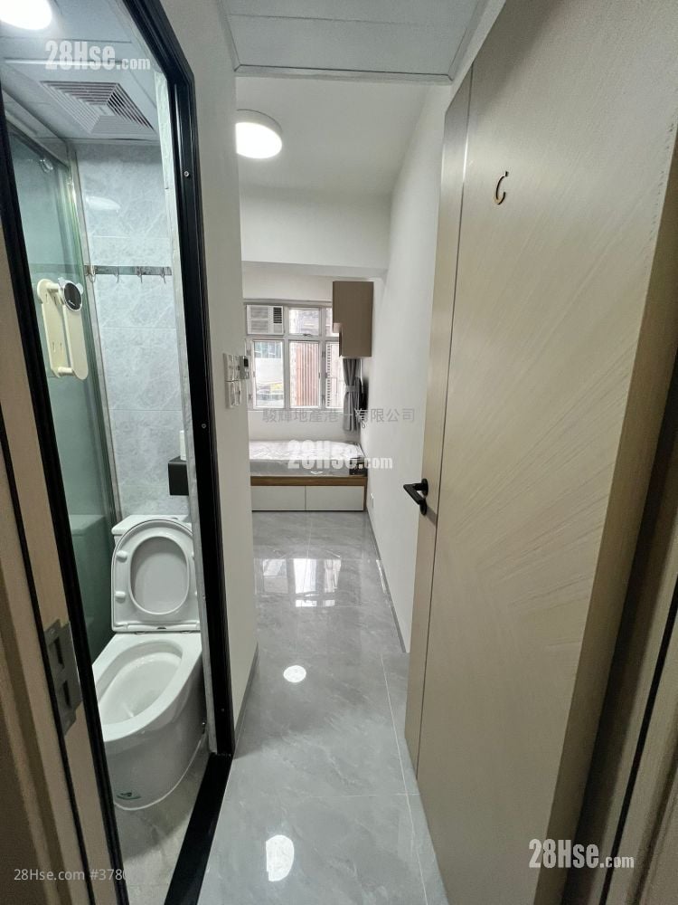 Beauty Mansion Rental Studio , 1 Bathroom 140 ft²