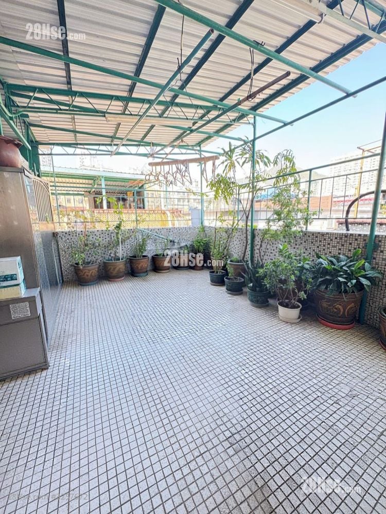 村屋 售盘 2 房 550 平方尺