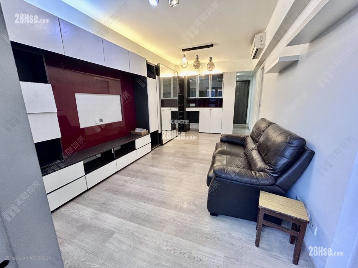 环宇海湾 售盘 3 房 , 2 浴室 713 平方尺