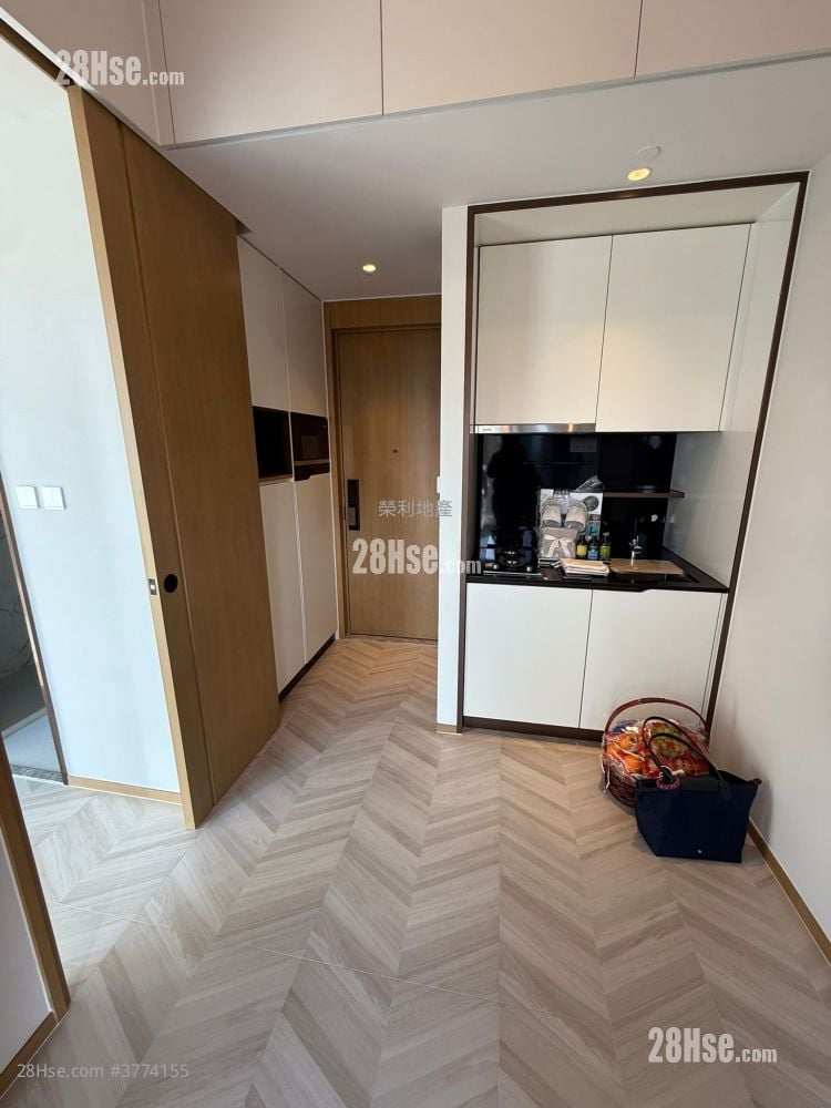 Eight Southpark Rental 1 Bedroom , 1 Bathroom 262 ft²