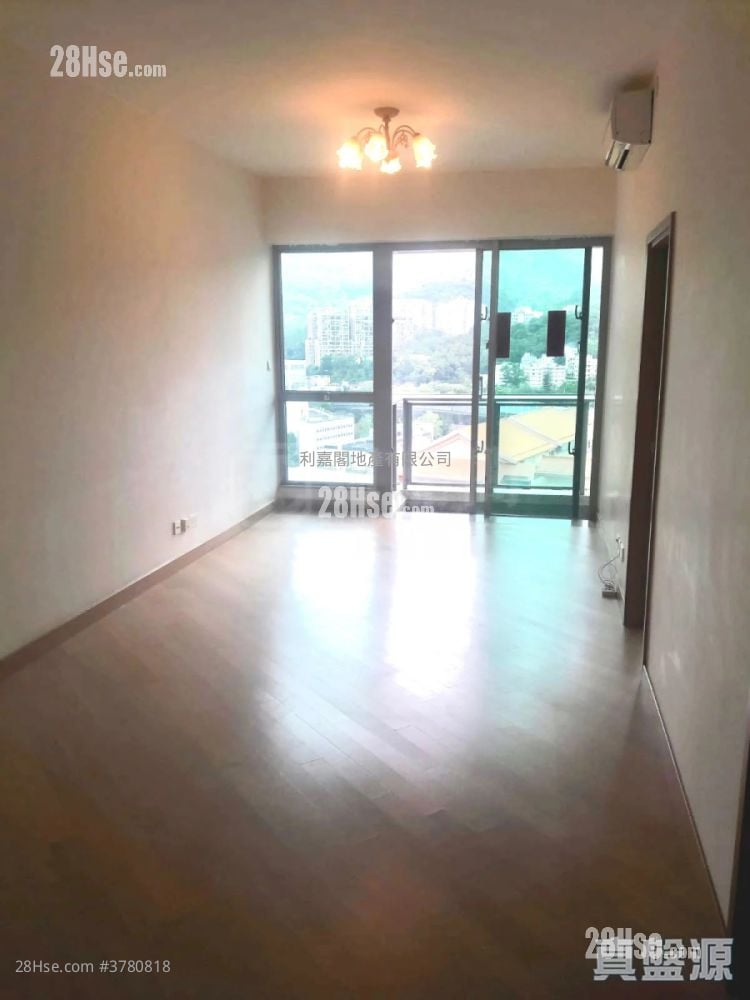 溱岸8号 售盘 3 房 , 2 浴室 825 平方尺