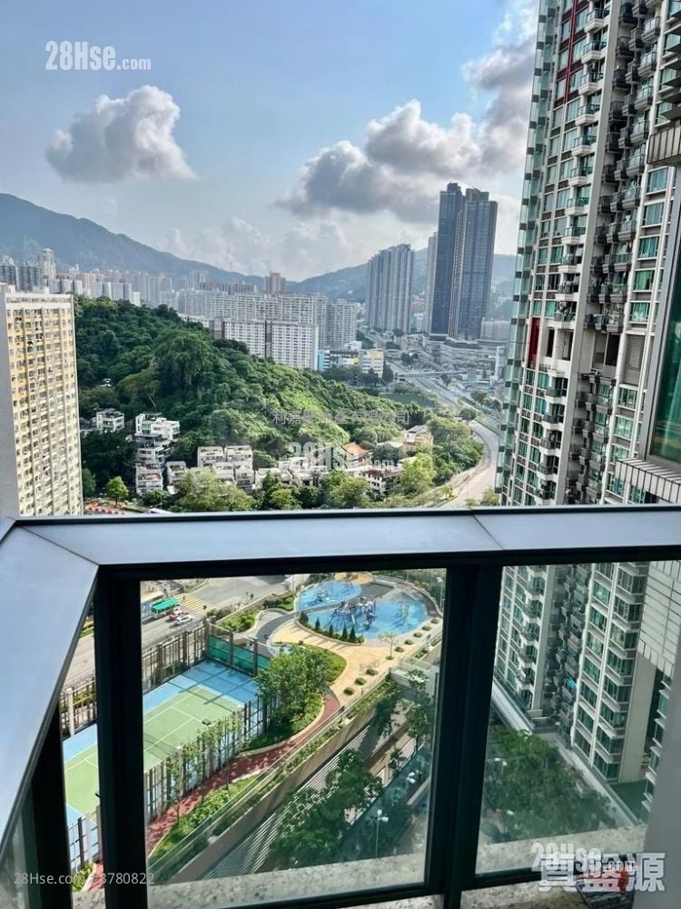 The Riverpark Sell 3 Bedrooms , 2 Bathrooms 725 ft²