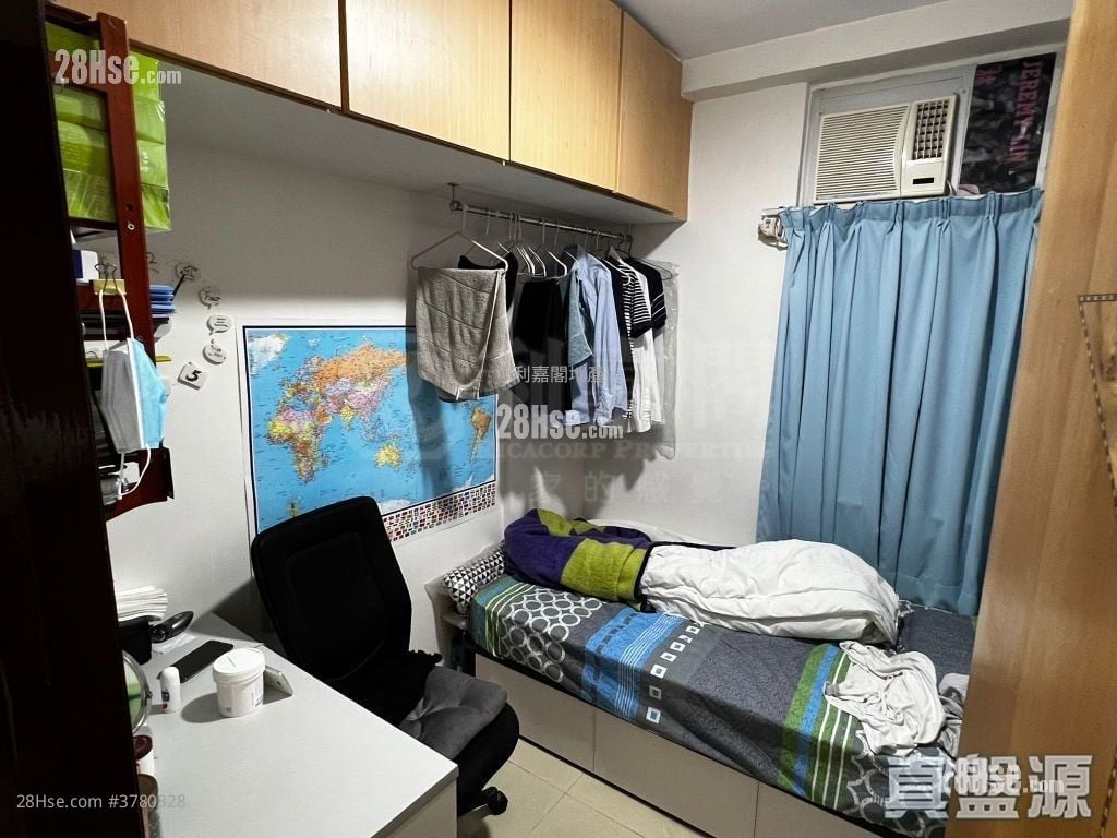 Carson Mansion Sell 3 Bedrooms , 1 Bathroom 522 ft²