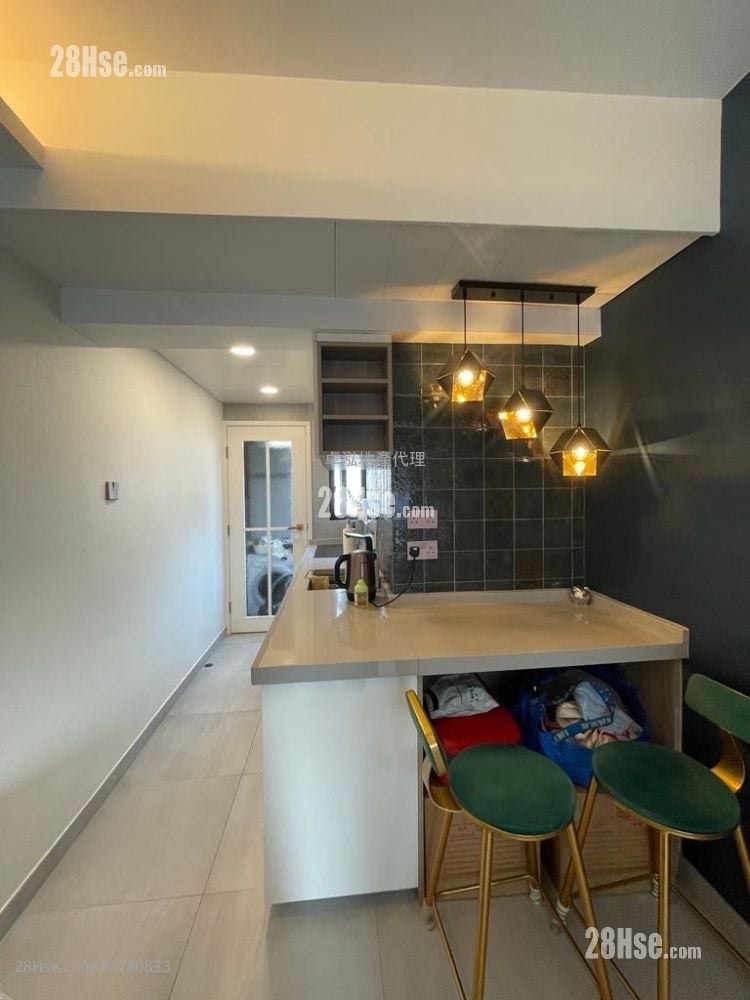 俊威阁 售盘 1 房 269 平方尺