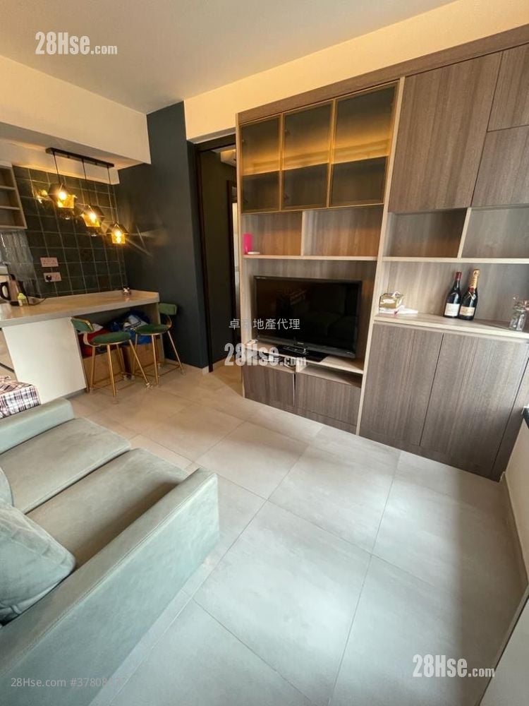 俊威阁 售盘 1 房 269 平方尺