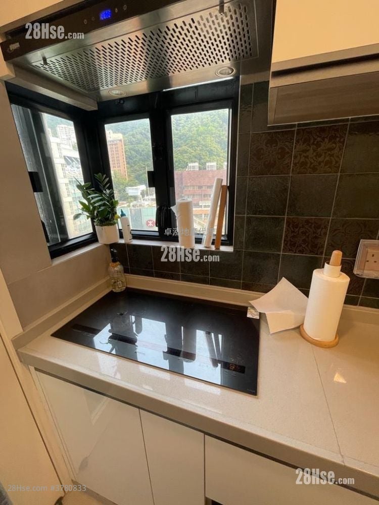 俊威阁 售盘 1 房 269 平方尺