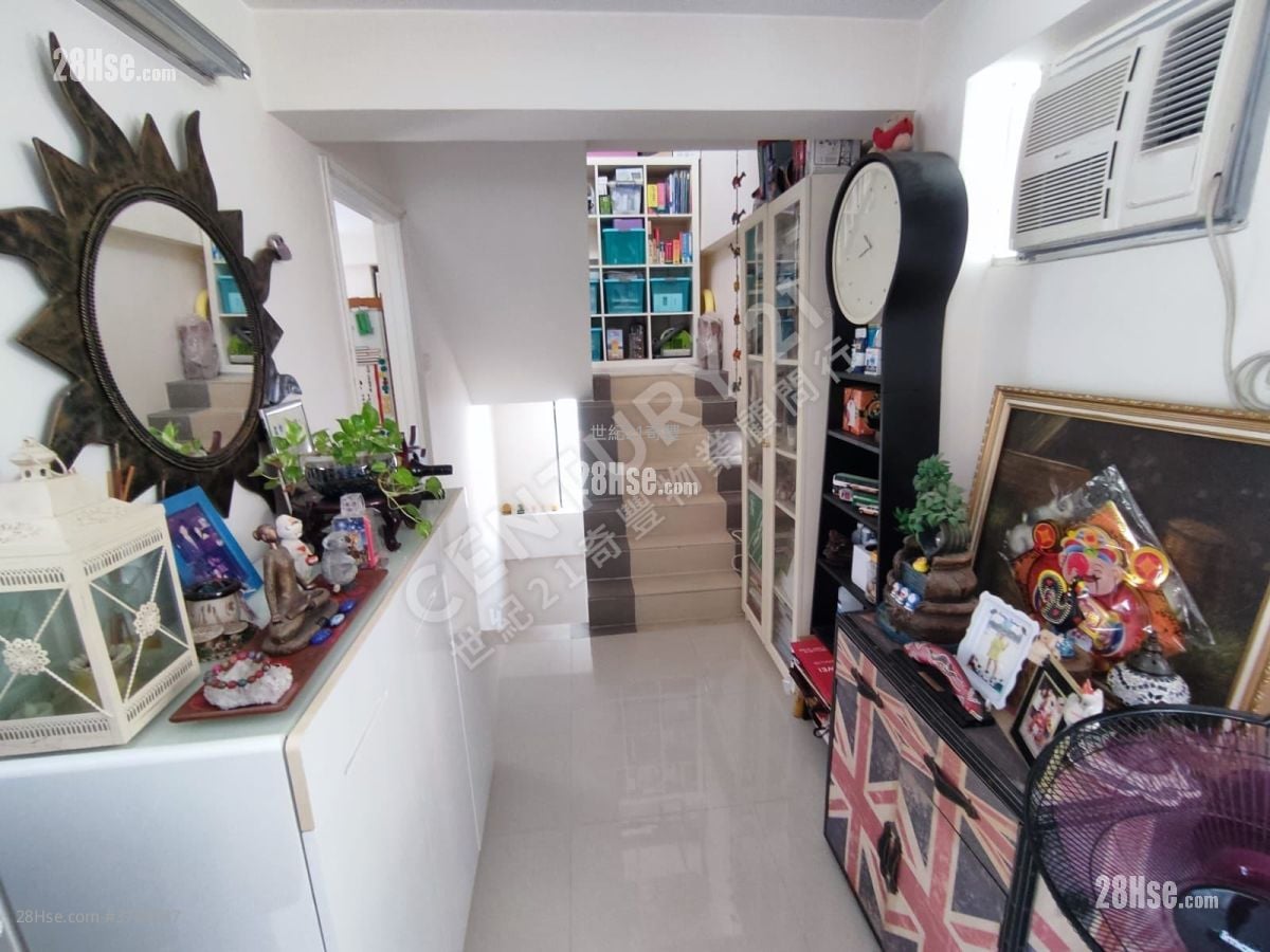 村屋 售盘 2 房 , 2 浴室