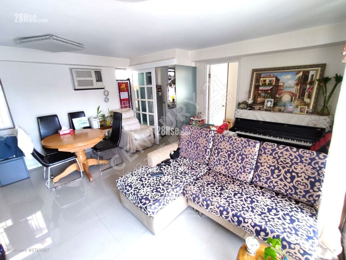 村屋 售盘 2 房 , 2 浴室