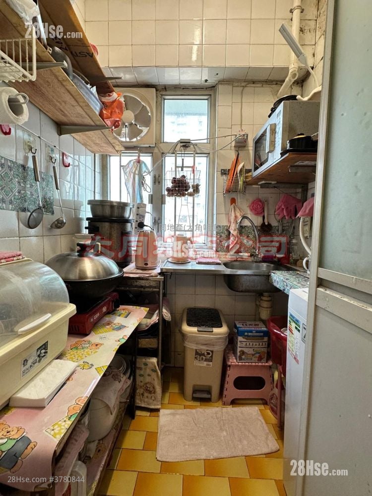 福康大楼 售盘 3 房 , 1 浴室 388 平方尺