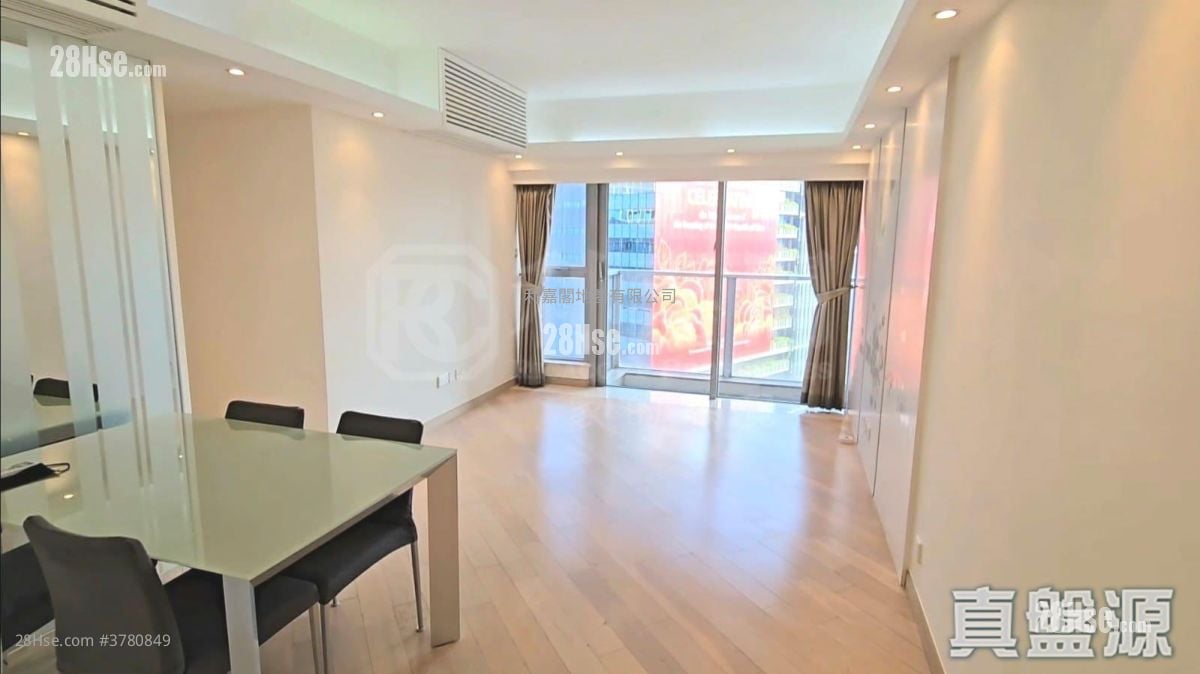 The Latitude Sell 4 Bedrooms , 3 Bathrooms 1,036 ft²