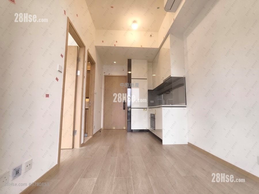 Nexus Grand Sell 1 Bedroom 287 ft²