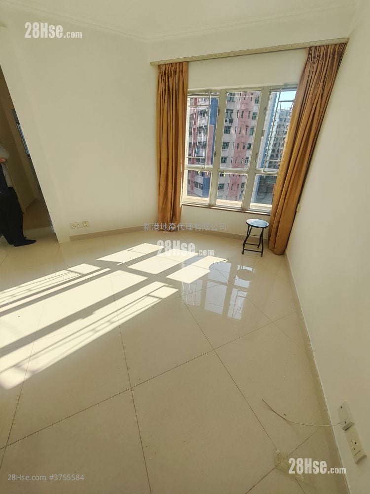 碧丽花园 售盘 3 房 , 2 浴室 476 平方尺