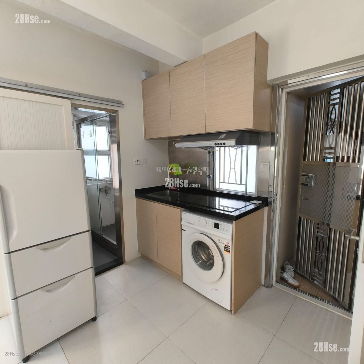 Wah Tao Building Rental Studio , 1 Bathroom 273 ft²