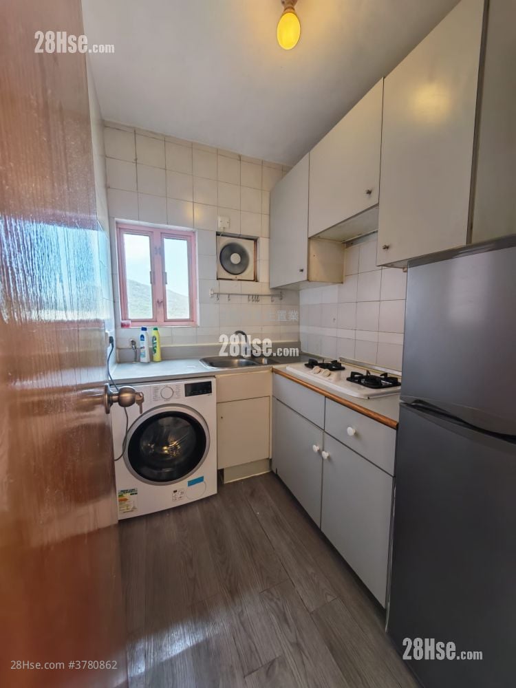 香港黄金海岸 售盘 2 房 , 1 浴室 576 平方尺