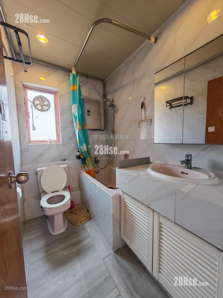 香港黄金海岸 售盘 2 房 , 1 浴室 576 平方尺