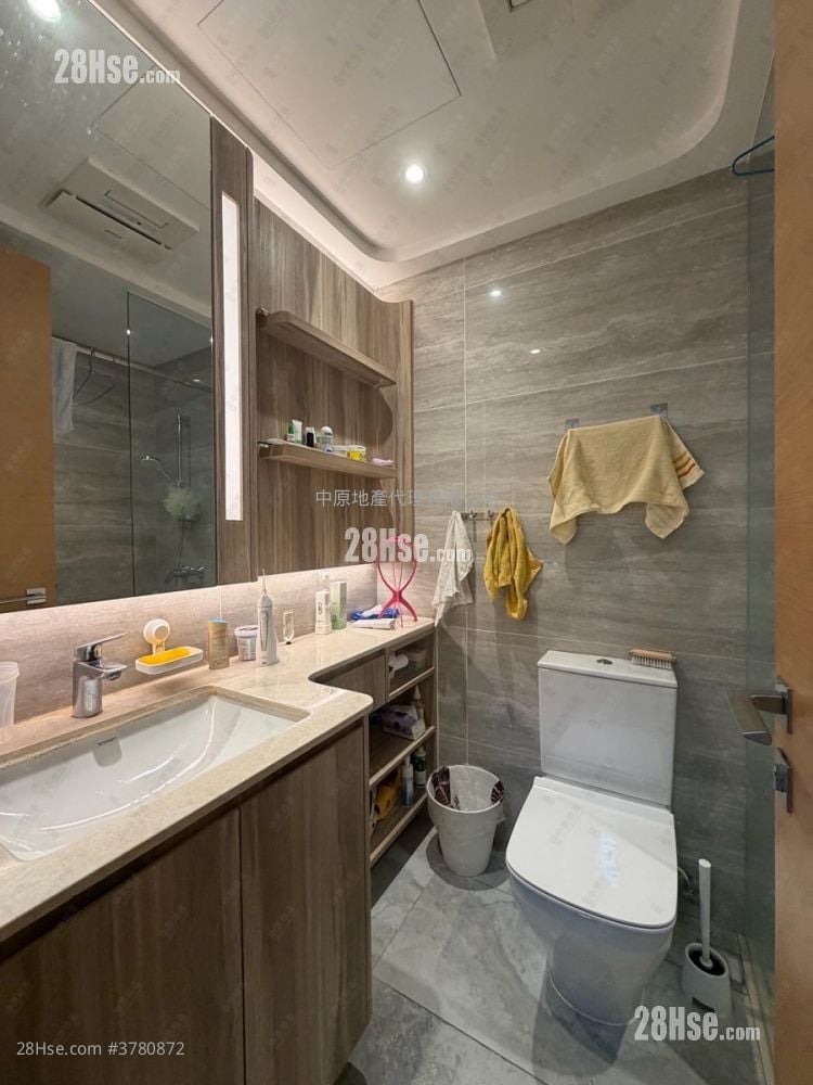 K.city Sell 3 Bedrooms , 2 Bathrooms 797 ft²