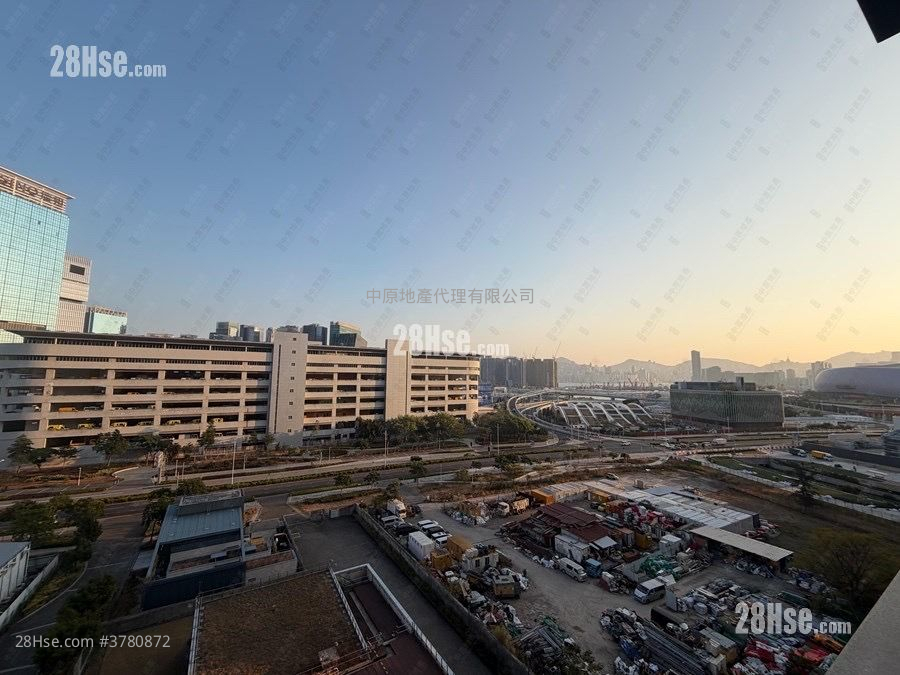 K.city Sell 3 Bedrooms , 2 Bathrooms 797 ft²