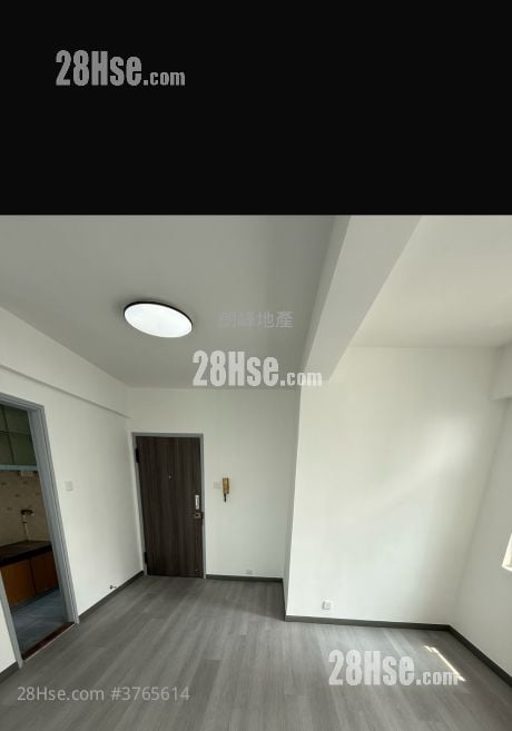 Ho Shun Tai Building Sell 2 Bedrooms , 1 Bathroom 377 ft²