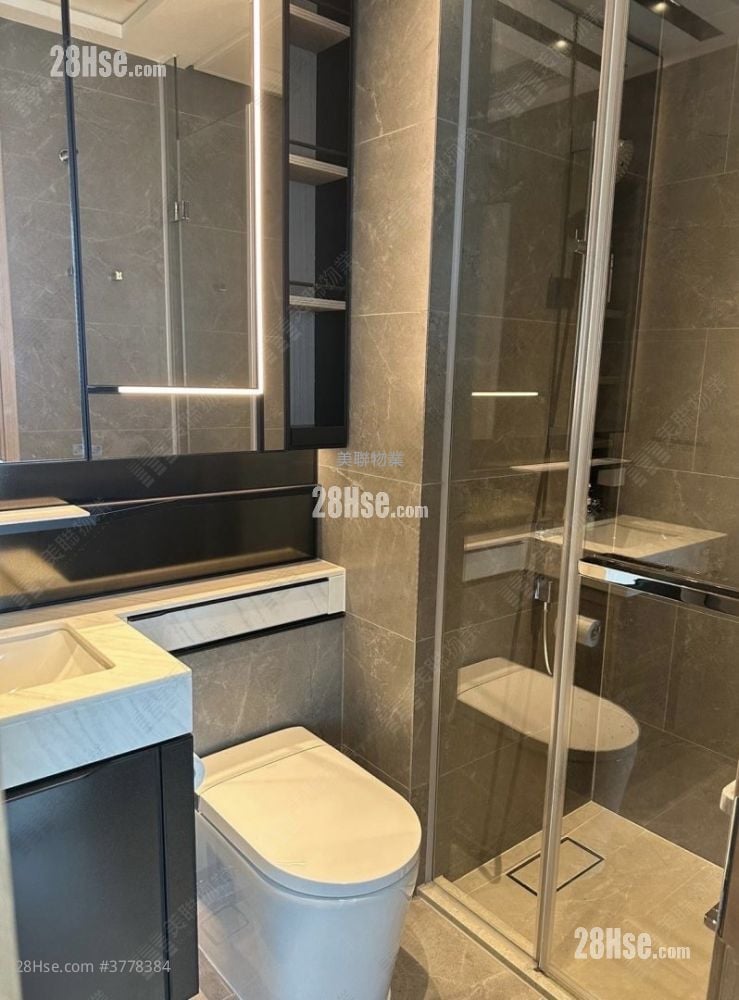 The Yoho Hub Rental 3 Bedrooms , 1 Bathroom 638 ft²