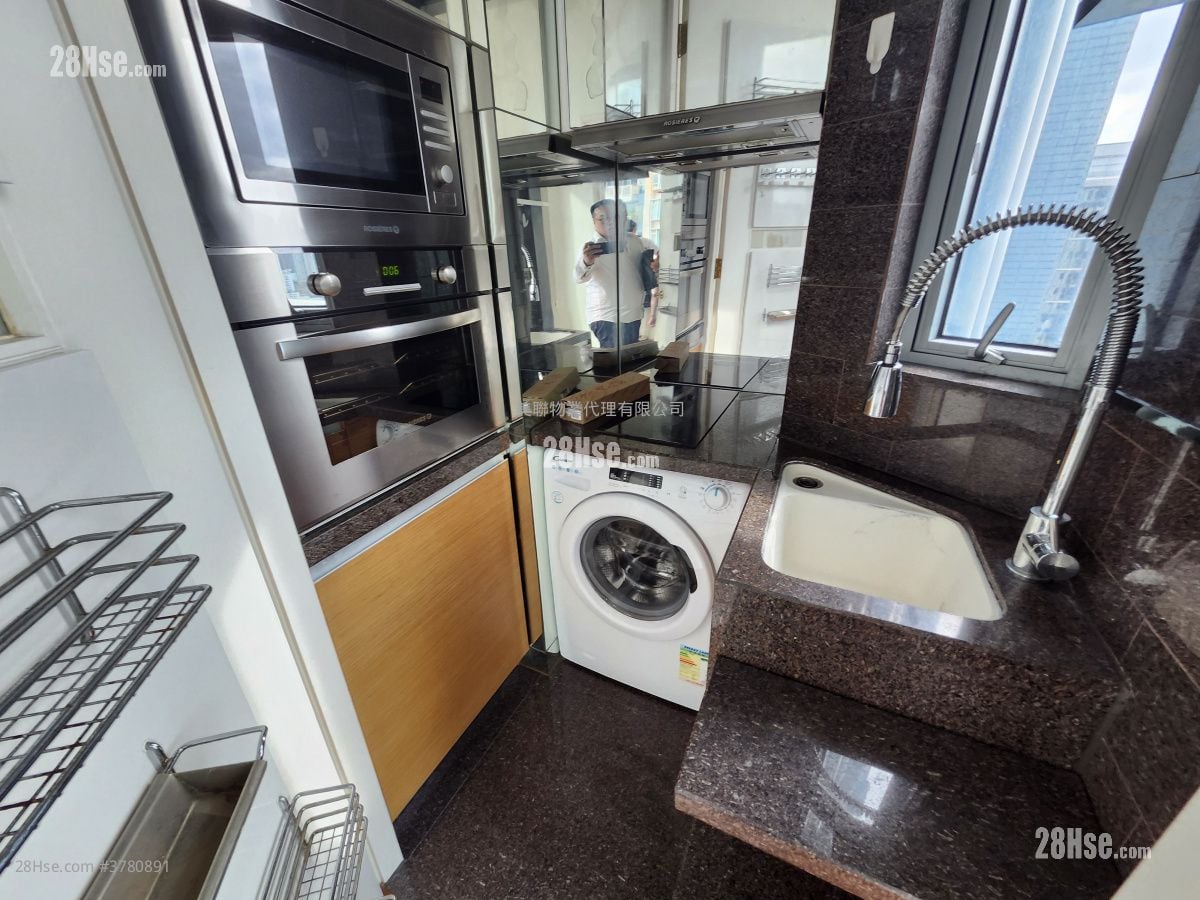 Maison Rose Sell 1 Bathroom 297 ft²