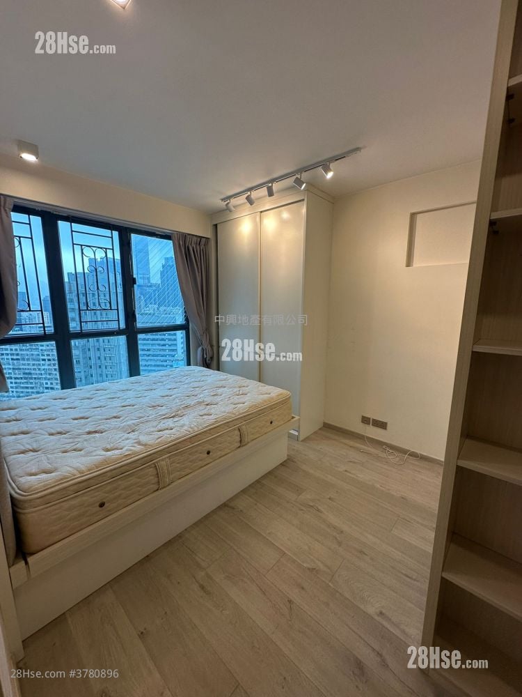 The Regalia Sell 3 Bedrooms , 2 Bathrooms 859 ft²