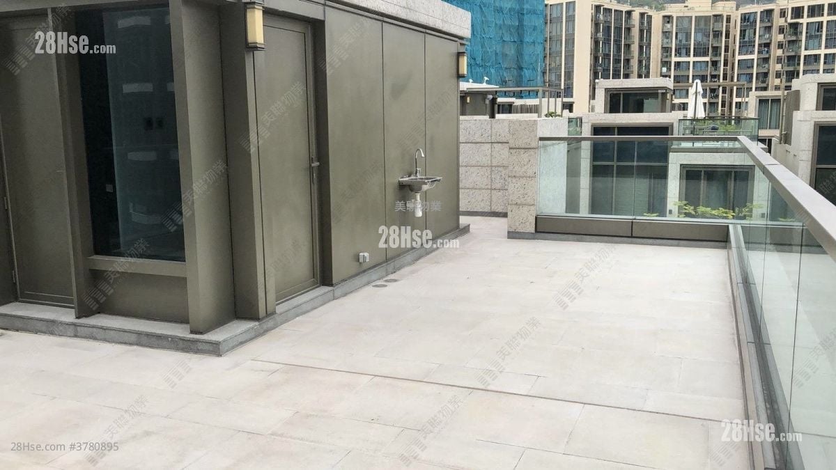 Napa Sell 4 Bedrooms , 3 Bathrooms 1,763 ft²