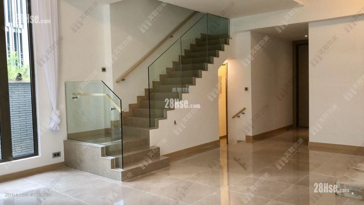 Napa Sell 4 Bedrooms , 3 Bathrooms 1,763 ft²