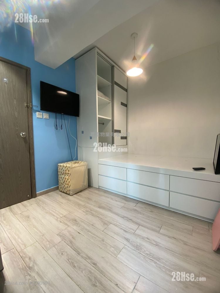 Apartment Rental Studio , 1 Bathroom 170 ft²