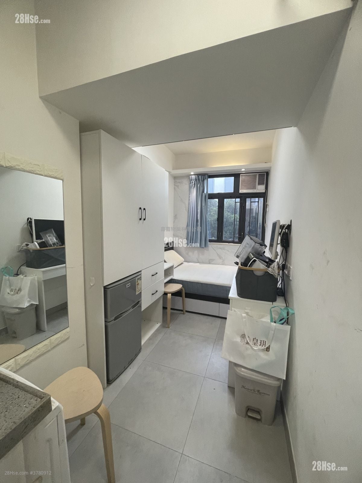 单幢楼房 租盘 开放式间隔 , 1 浴室 170 平方尺