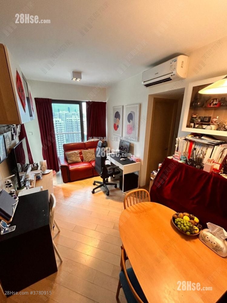 Commune Modern Sell 2 Bedrooms 464 ft²