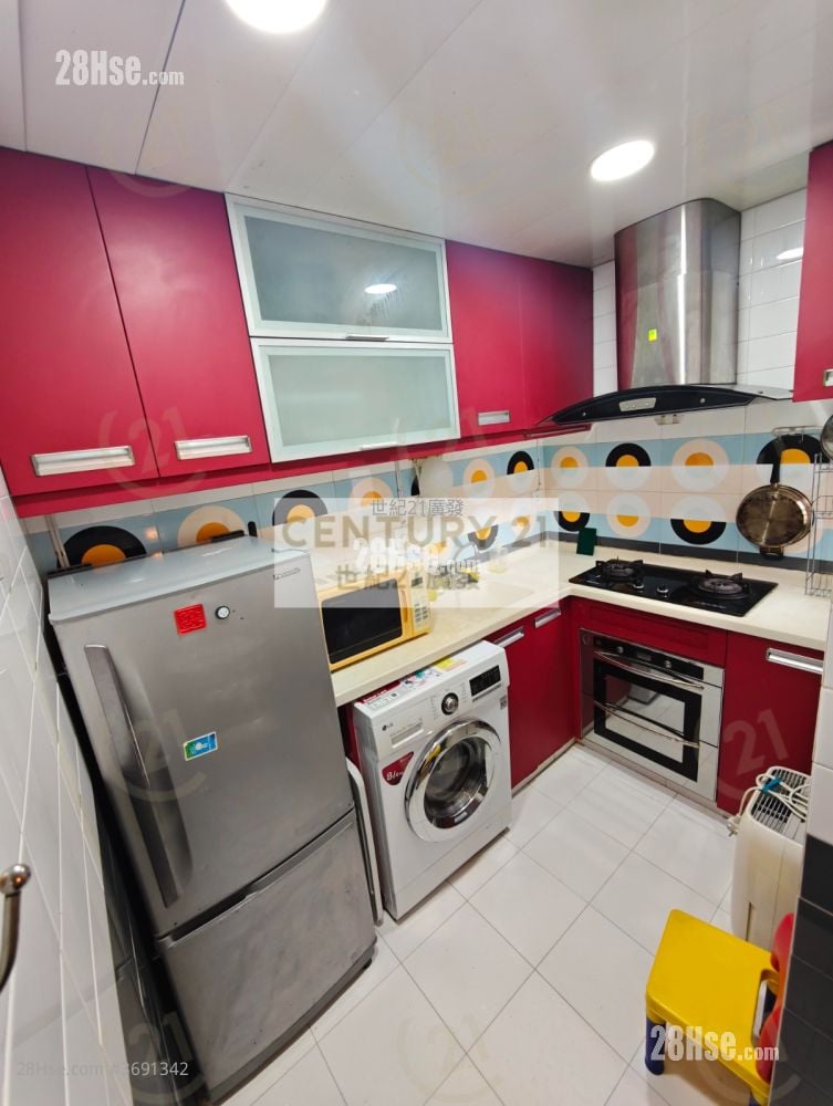 金华大厦 租盘 2 房 , 1 浴室 358 平方尺