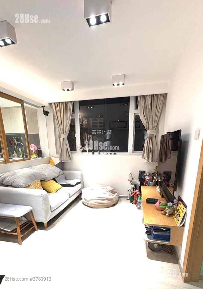 富景花园 售盘 3 房 592 平方尺