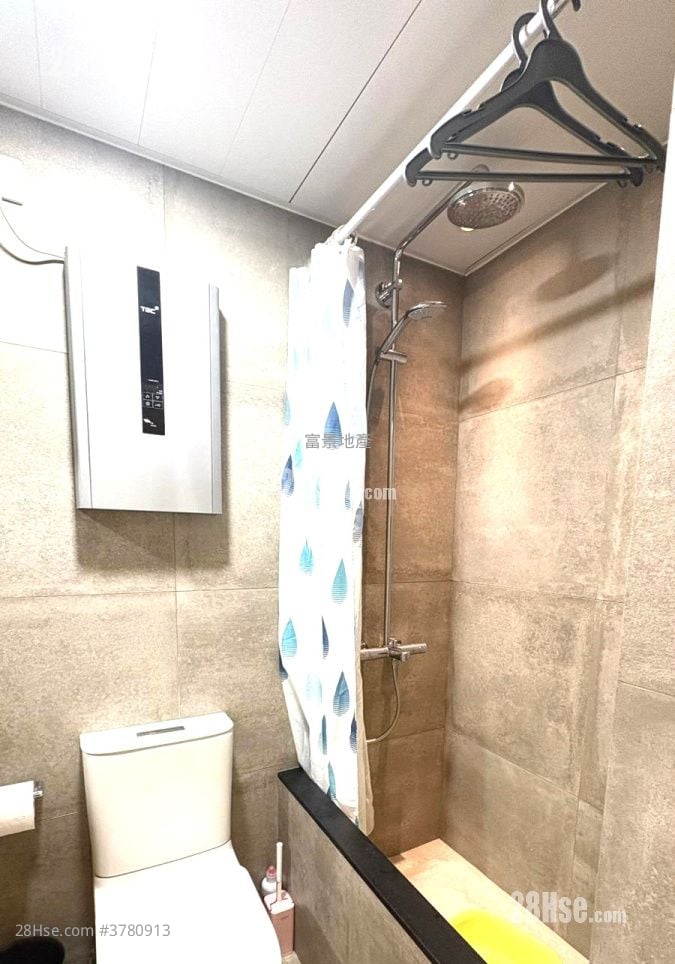 富景花园 售盘 3 房 592 平方尺