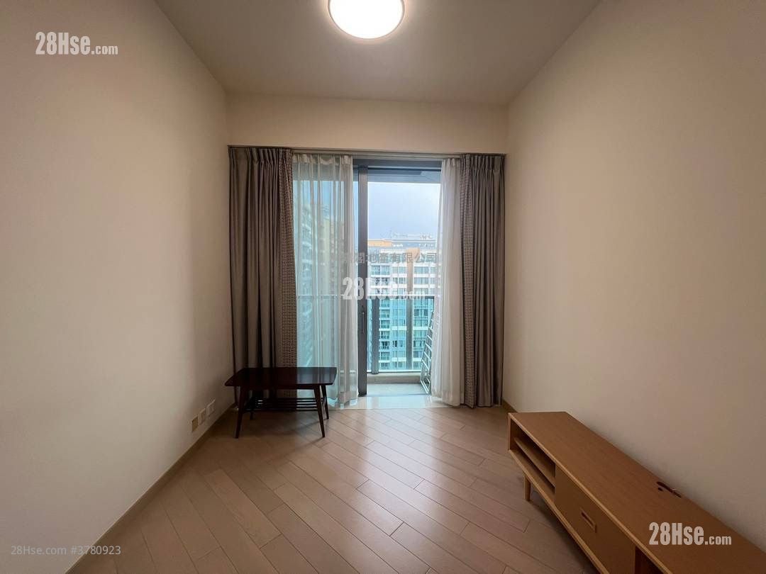 峻峦 售盘 3 房 , 1 浴室 581 平方尺