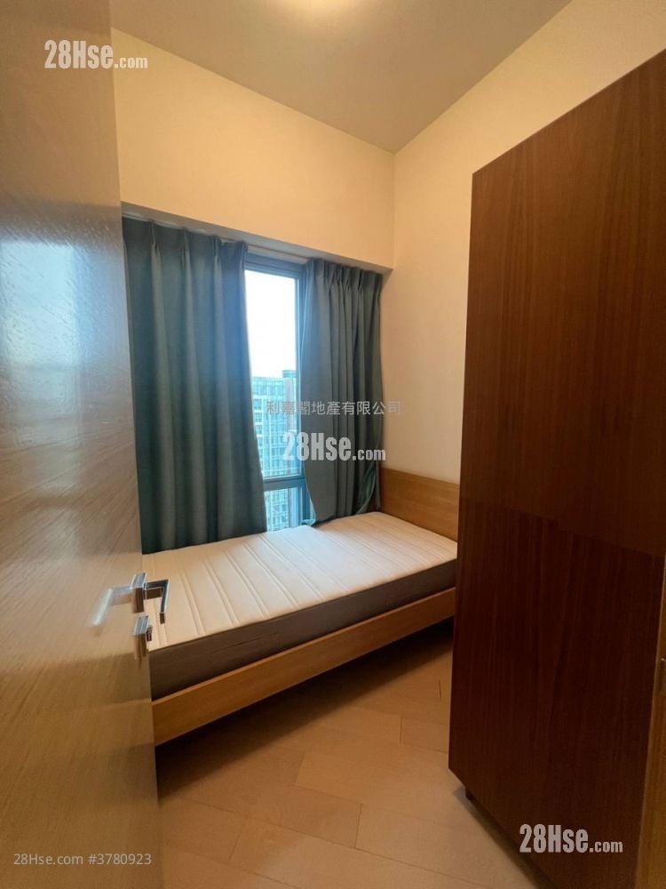 峻峦 售盘 3 房 , 1 浴室 581 平方尺