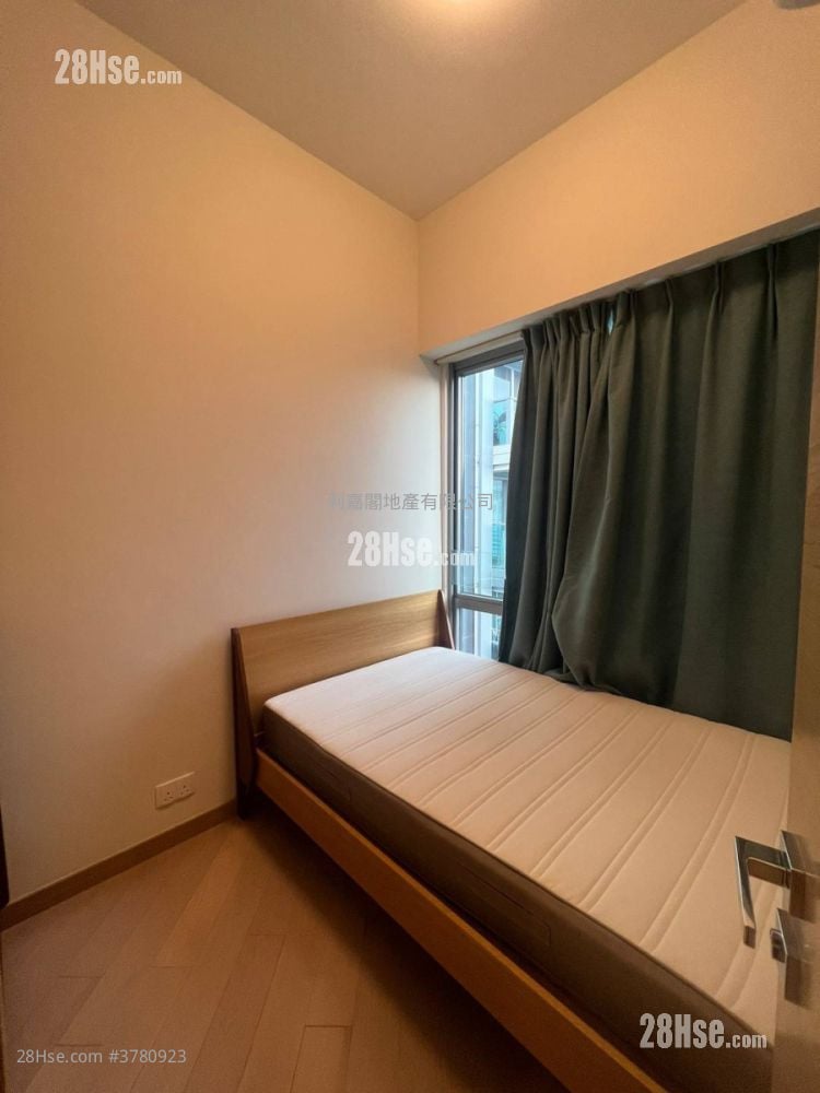 峻峦 售盘 3 房 , 1 浴室 581 平方尺