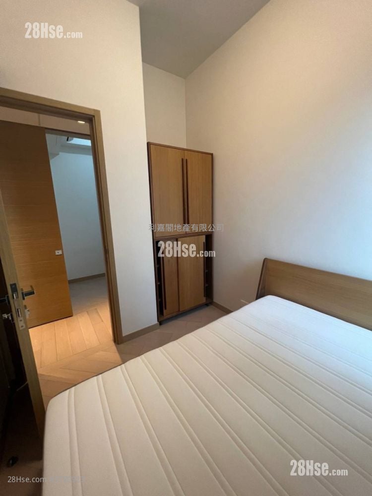 峻峦 售盘 3 房 , 1 浴室 581 平方尺