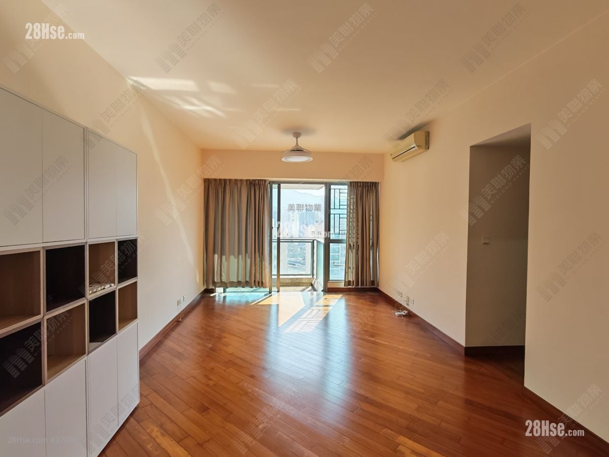 The Palazzo Sell 3 Bedrooms , 3 Bathrooms 1,016 ft²