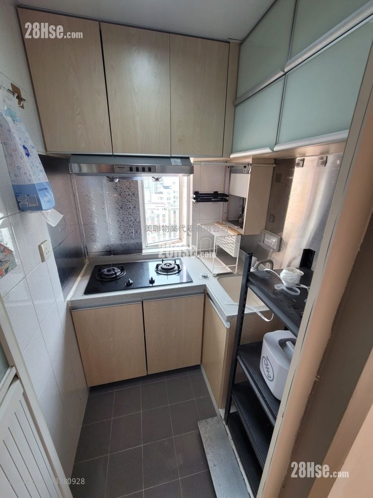 Amoy Gardens Rental 2 Bedrooms , 1 Bathroom 375 ft²
