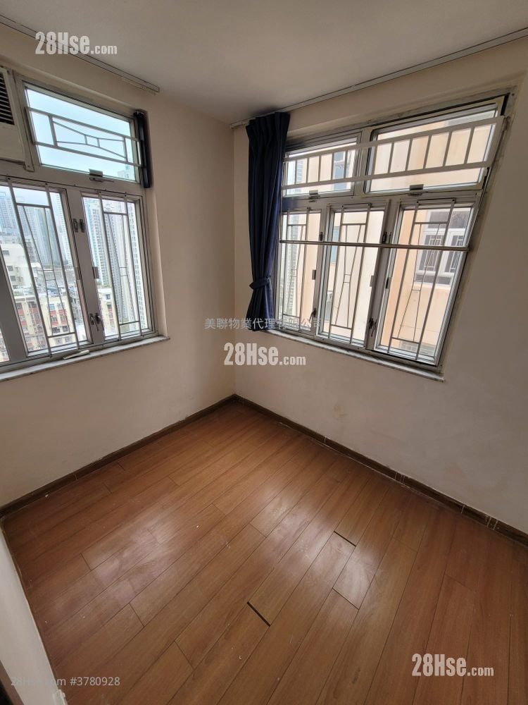 Amoy Gardens Rental 2 Bedrooms , 1 Bathroom 375 ft²