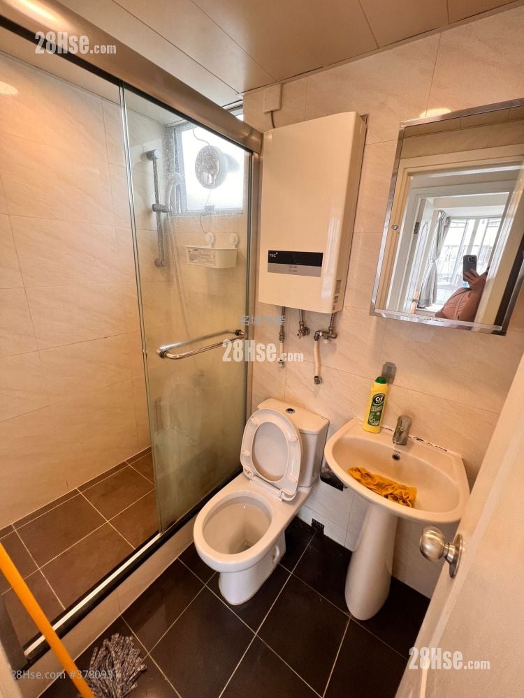 金禧花园 售盘 328 平方尺