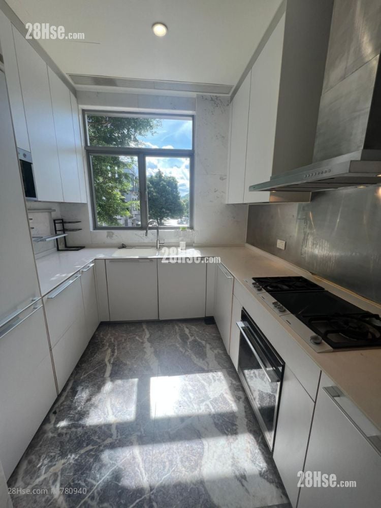 歌赋岭 租盘 3 房 , 4 浴室 1,423 平方尺