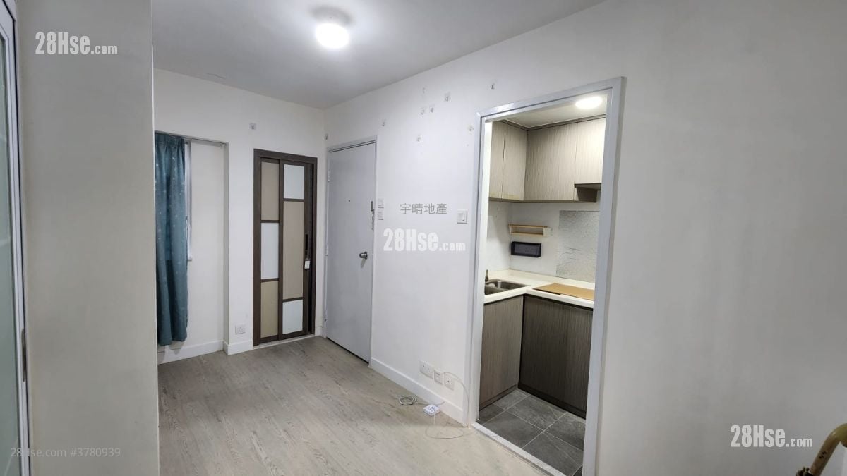 海天大厦 售盘 2 房 , 1 浴室 248 平方尺