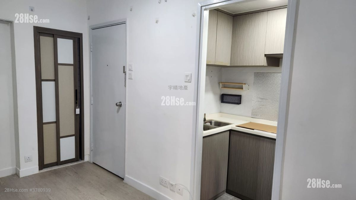 海天大厦 售盘 2 房 , 1 浴室 248 平方尺