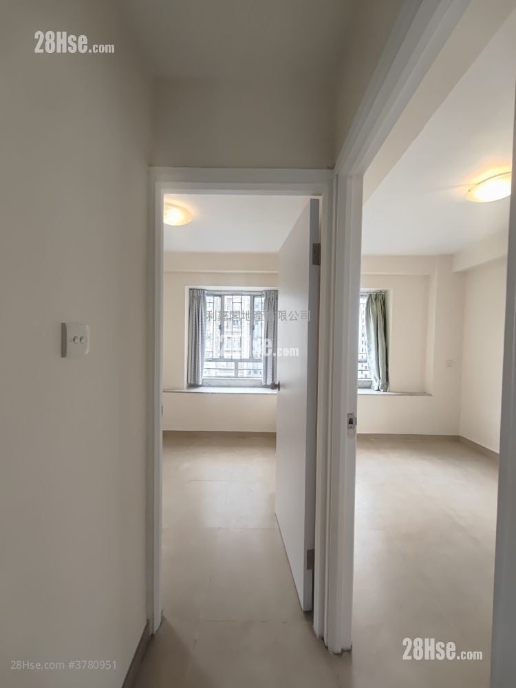 好运中心 售盘 2 房 , 1 浴室 390 平方尺