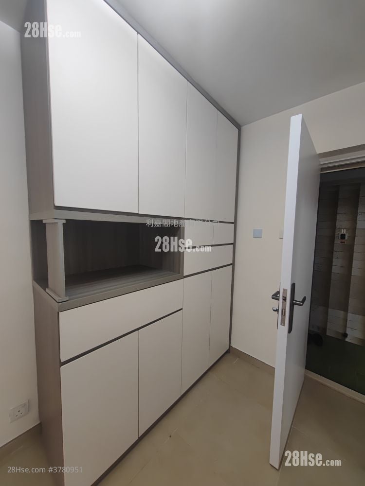 好运中心 售盘 2 房 , 1 浴室 390 平方尺